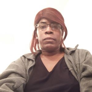 Meet your Posher, Latisha